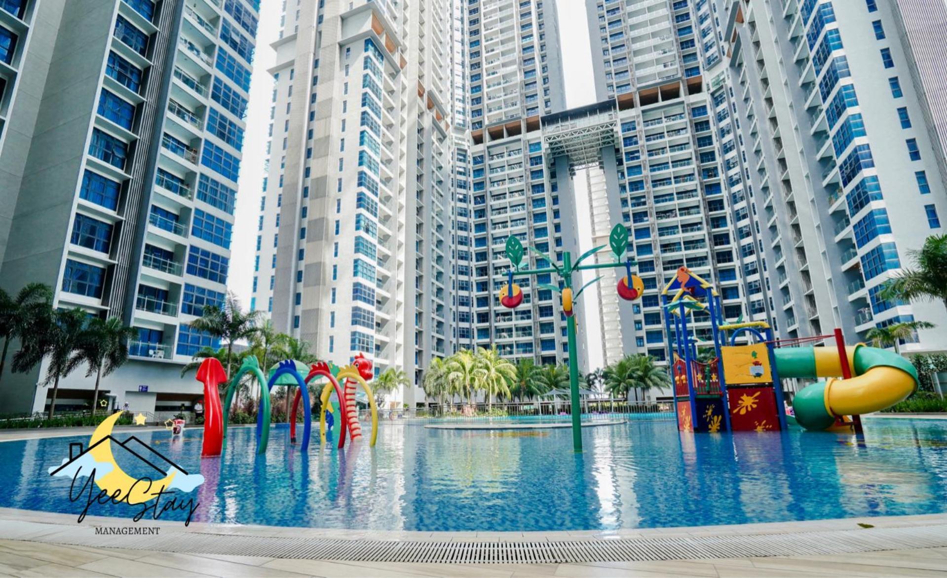 Atlantis 8-12Pax/Netflix/Video Game/5Min To Jonker Apartment Malacca ภายนอก รูปภาพ