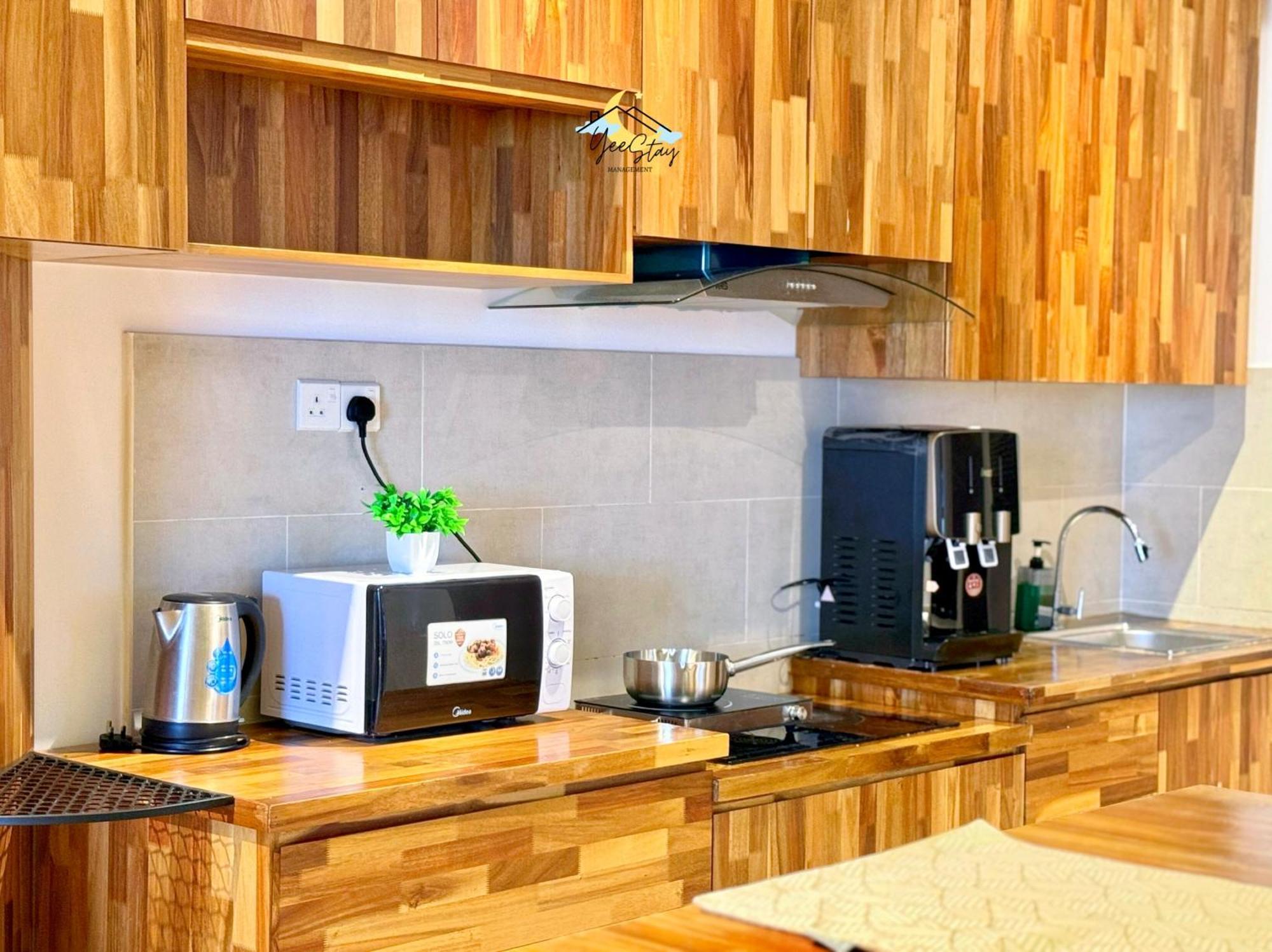 Atlantis 8-12Pax/Netflix/Video Game/5Min To Jonker Apartment Malacca ภายนอก รูปภาพ